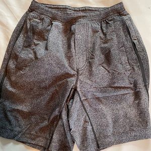 Men’s Lululemon Pacebreaker Shorts (liner) M